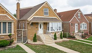 2nd image of 6813 S Keeler Ave