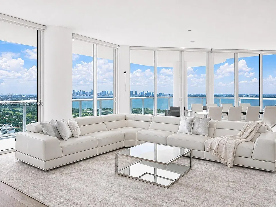 6365 Collins Ave #TS-07