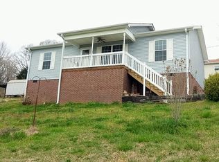 151 Volunteer Ln, Clinton, TN 37716