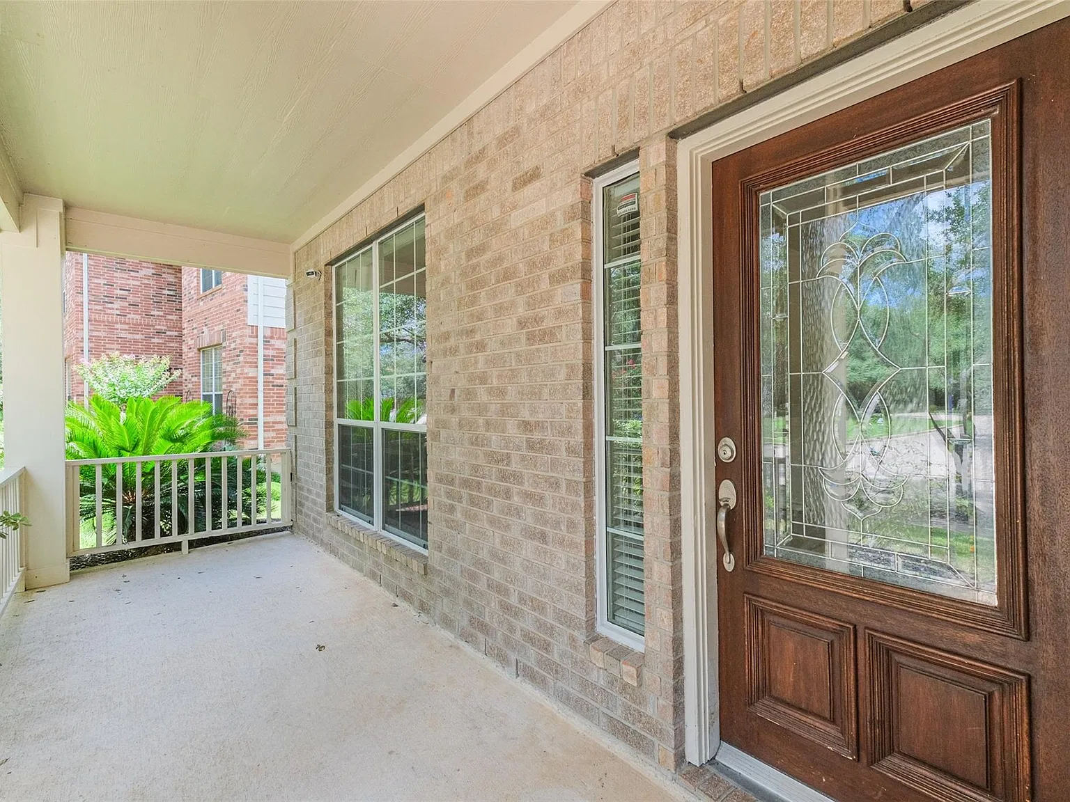4 bed, 2.5 bath, 3066 sqft, $3,600 — Photo 4