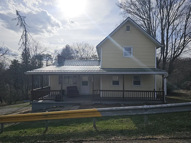 8524 German Cemetery Rd NE — Photo 1