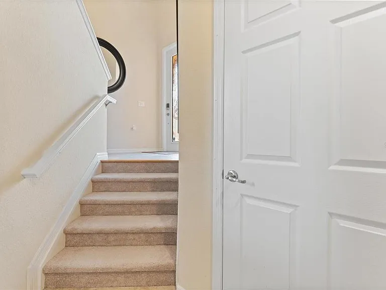 416 Winding Brook Ln #102 — Photo 5
