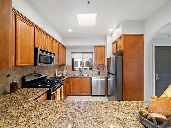 Unit 308 - Kitchen
