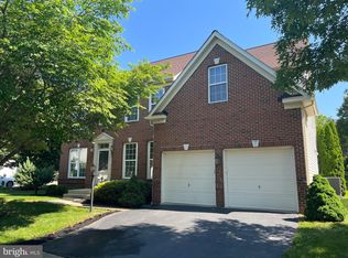 750 Bonnie Ridge Dr NE, Leesburg, VA 20176