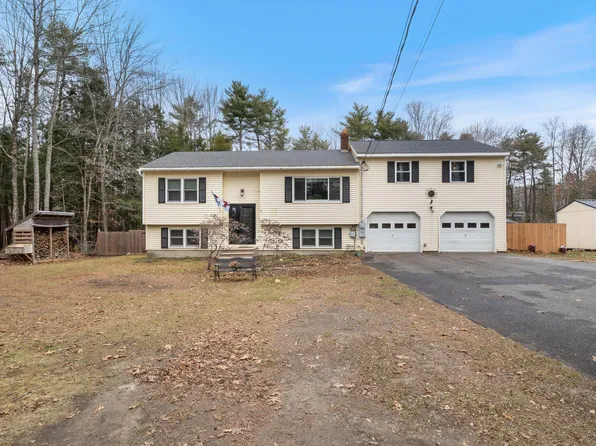 26 Bay Park Drive, Topsham, ME 04086