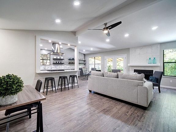 3rd image of 2617 Market Garden Ln