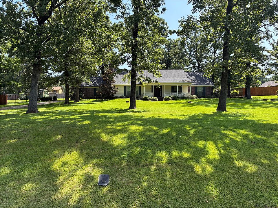 1st image of 3813 Winterpark Dr
