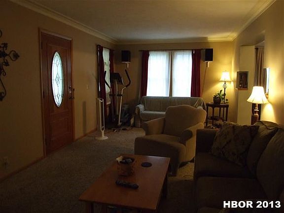 4th image of 841 Cory St