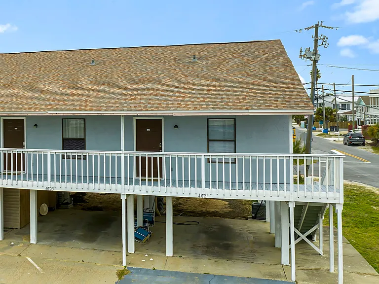 4027 Dolphin Dr #4023 — Photo 16