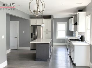 96 Putnam St #2, Watertown, MA 02472