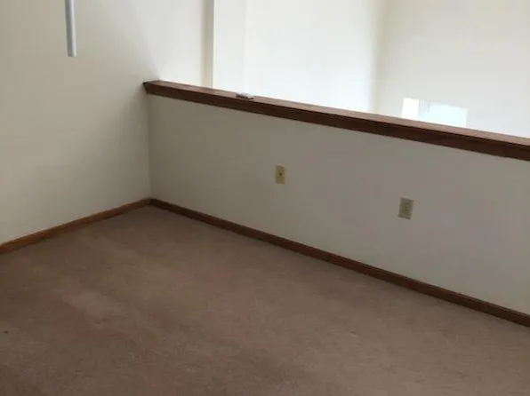 308 South St APT 308, Waukesha, WI 53186