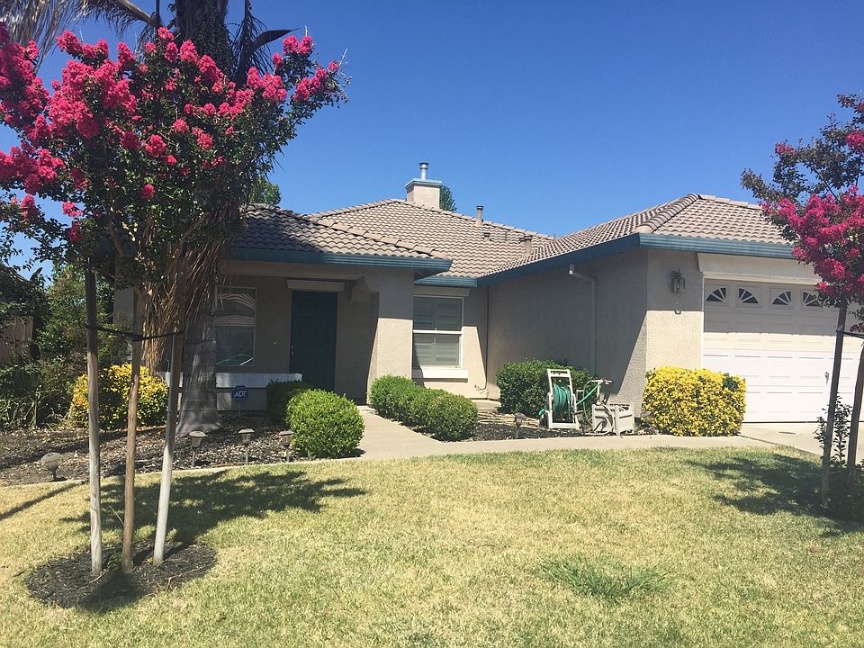 1st image of 8901 McCabe Lakes Dr