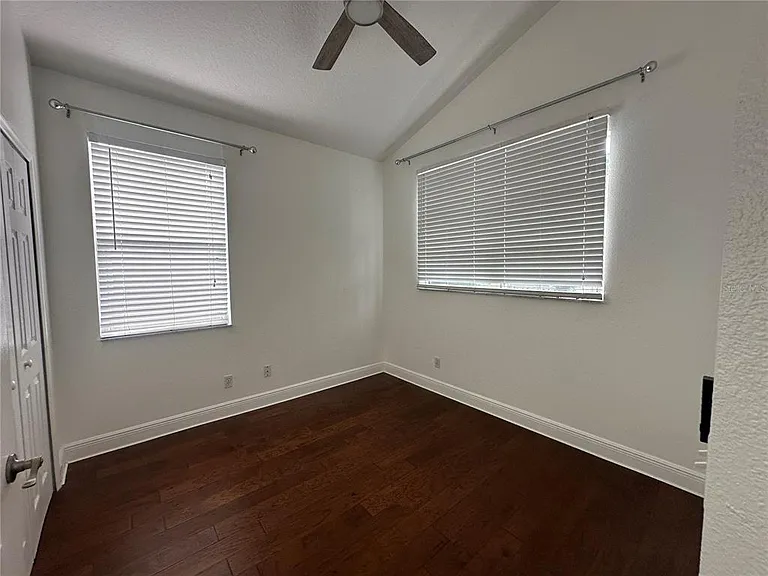 1714 Cambridge Village Ct — Photo 18