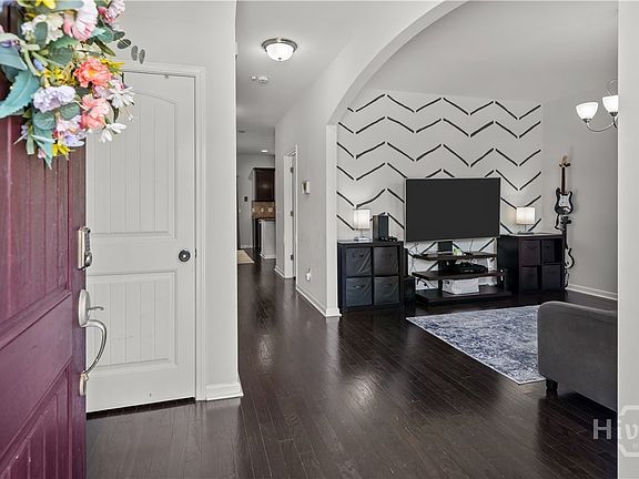4th image of 1646 Castleoak Drive