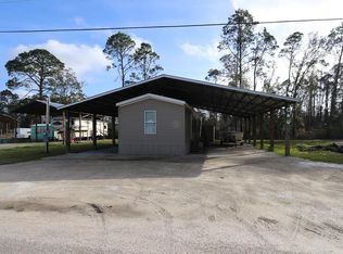 510 Welton Dr, Port St Joe, FL 32456