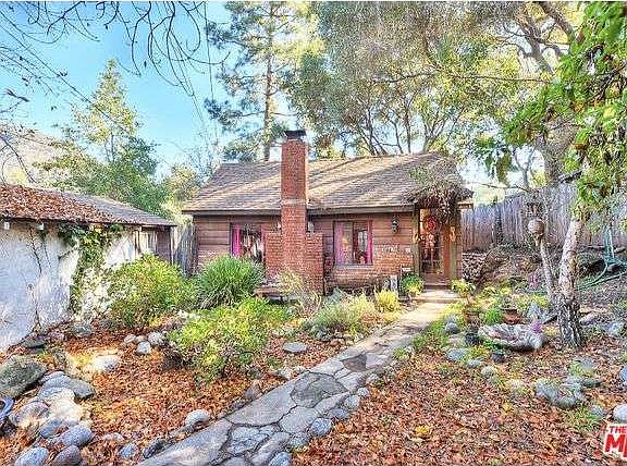 3rd image of 608 Fernwood Pacific Dr