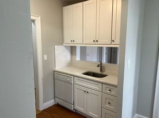 1 Washington Ct #4, Stamford, CT 06902