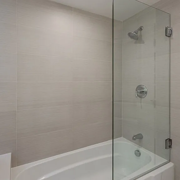 831 S Curson Ave — Photo 12