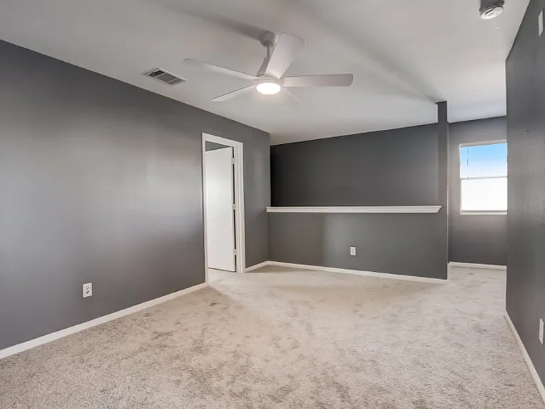707 Perseus Dr — Photo 12