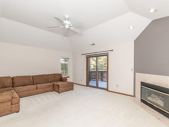 3rd image of 8647 Scenicview Dr #F202