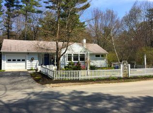 2 Stowe Ln, Brunswick, ME 04011