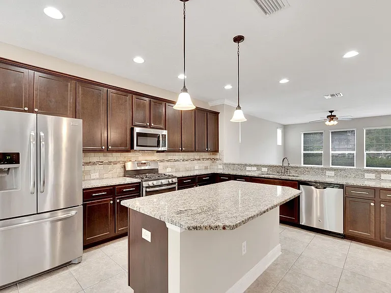 5320 Sagecrest Dr — Photo 18