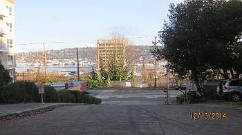 2nd image of 711 Highland Dr