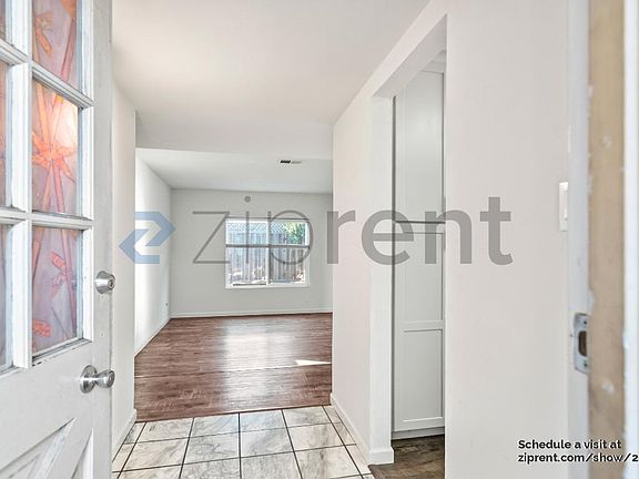 4th image of 1230 Becket Dr