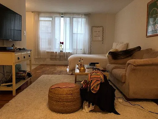 Rented by Cohen Smith Chang LLC | media 15