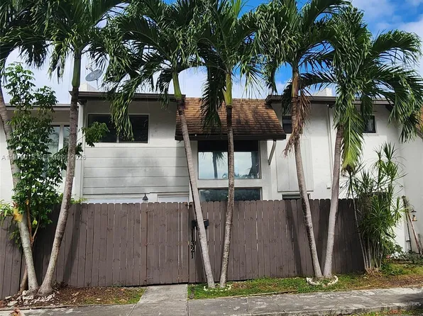 11321 SW 65th St, Miami, FL 33173