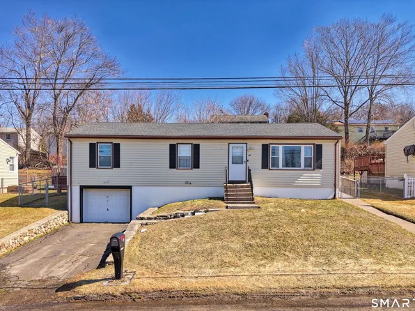 46 Greenview Drive, Waterbury, CT 06708