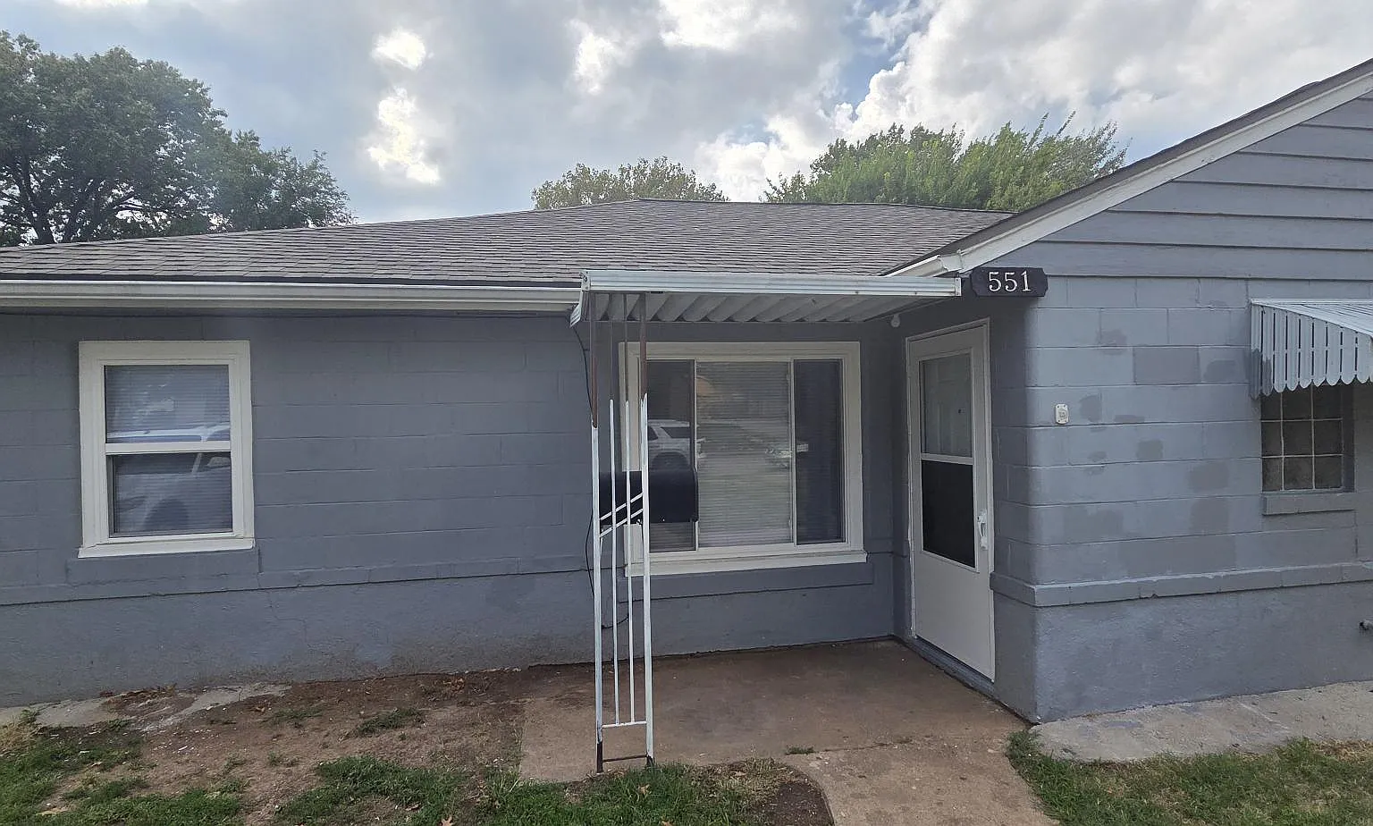 2 bed, 762 sqft, $825 — Photo 1