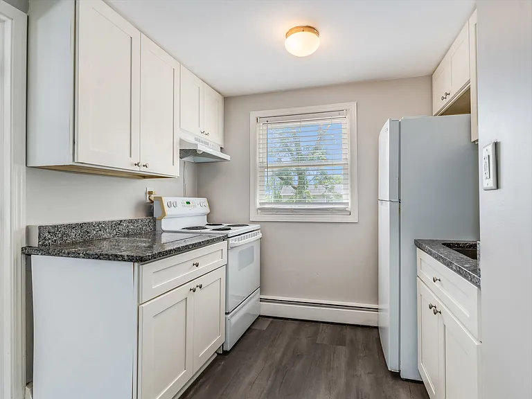 3 E Main St #1 — Photo 8