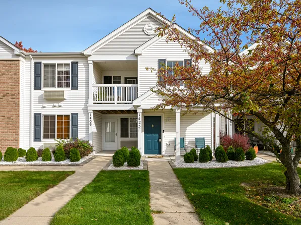 1425 McClure Rd #1425, Aurora, IL 60505