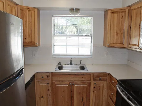 7020 53rd Ave N #A, Saint Petersburg, FL 33709