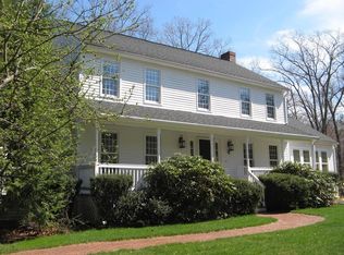 4 Lundvall Rd, Mendon, MA 01756