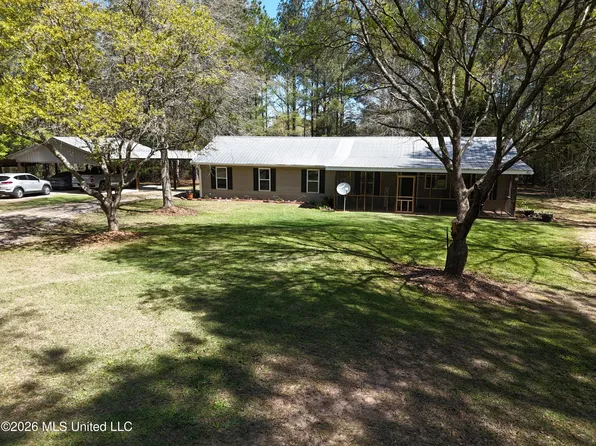 121 American Sand And Gravel Rd #&gravel, Poplarville, MS 39470