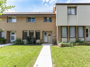Grandin Village, Saint Albert, AB T8N 1R9