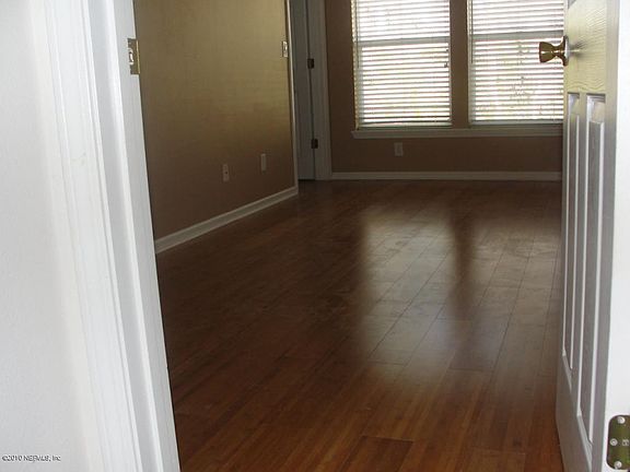 3rd image of 8419 Twisted Vine Ct