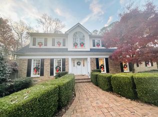 318 Glasgow Rd, Cary, NC 27511