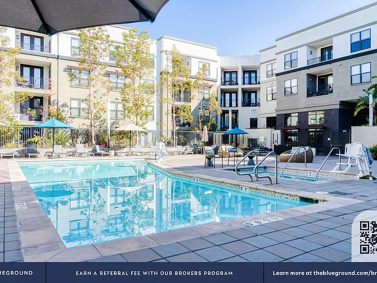 Building's Swimming pool