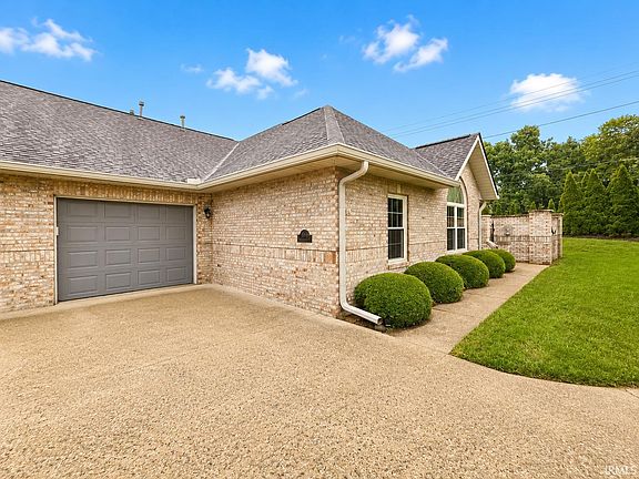 3rd image of 3077 W Applewood Ct