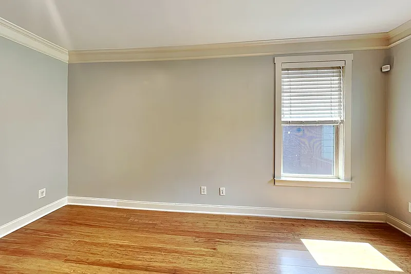 5 bed, 3.5 bath, 3395 sqft, $3,500 — Photo 4