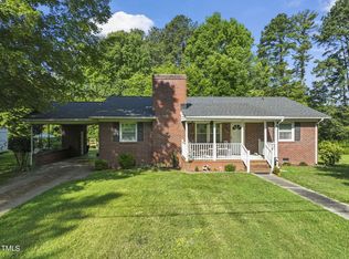 104 Mansion Dr, Clarksville, VA 23927