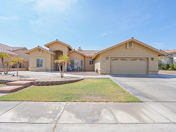 2nd image of 10793 E 39th Pl