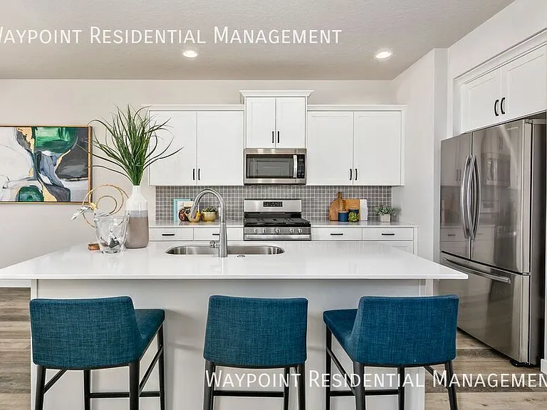 2094 S Defio Pl — Photo 8