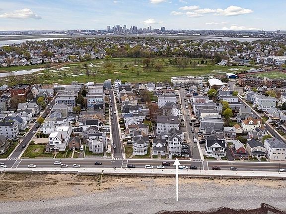 5th image of 171 Winthrop Shore Dr APT 1