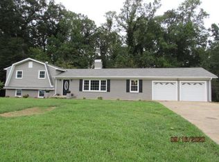 1671 Travis Rd, Conover, NC 28613