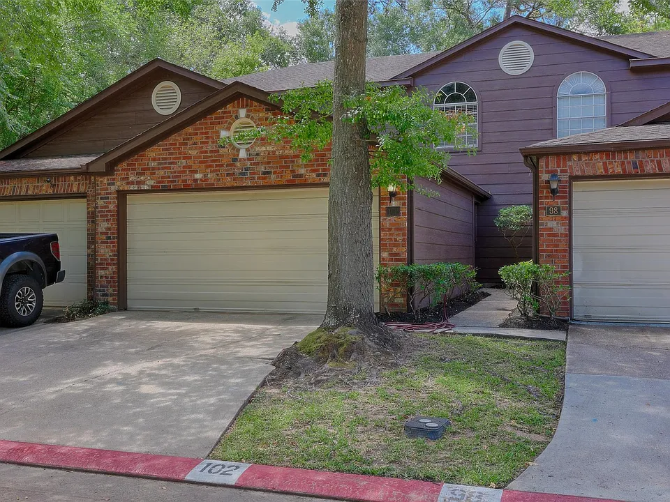 102 Willowwood Cir