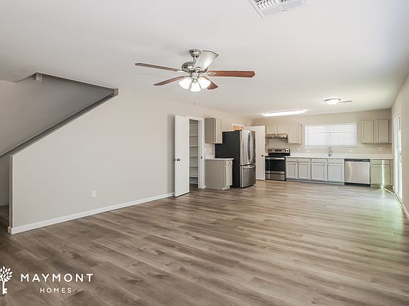4th image of 2327 E 35th Ave